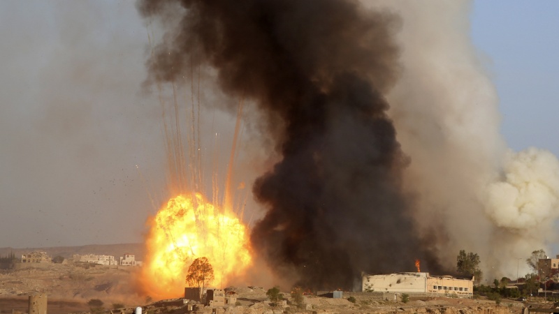 Iranpress: Saudi-led coalition warplanes attack Sanaa