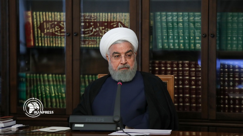 Iranpress: الرئيس روحاني يؤكد ضرورة تعزيز العلاقات الاقتصادية مع قرغيزستان