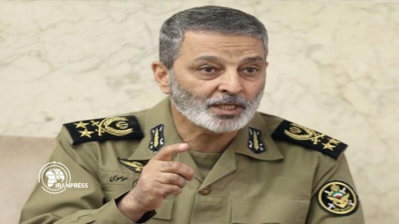Army, IRGC ready to stand against any threat: Iran's Army Chief
