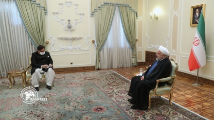 Rouhani calls for full reopening of borders, exchange of goods between Iran, Pakistan