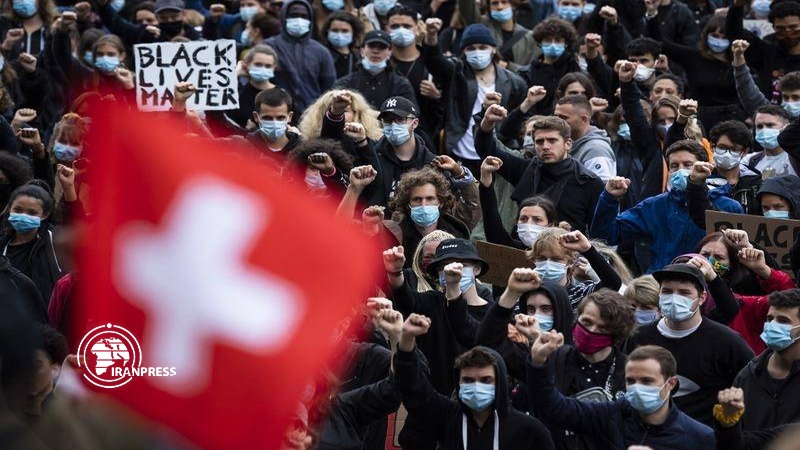 Iranpress: Thousands in Zurich march against racism