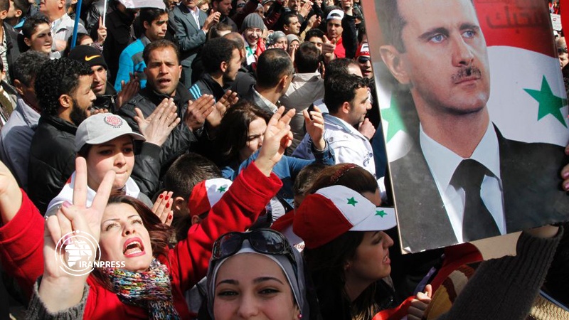 Iranpress: Syrians voice solidarity with Bashar Al-Assad in a massive rallies 