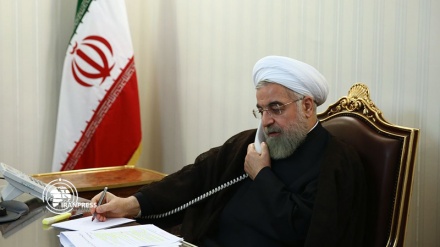 Rouhani calls for reopening of tourism, handicrafts centers