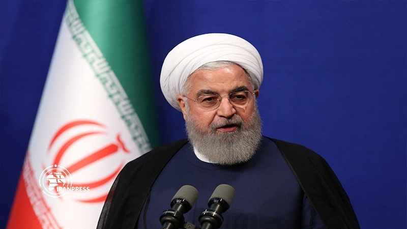Iranpress: الرئيس الإيراني يعلن عن زيادة الإنتاج غير النفطي بنسبة 12 في المائة