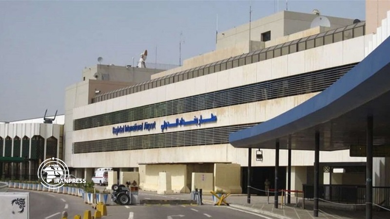 Iranpress: هجوم صاروخي يستهدف محيط مطار بغداد الدولي