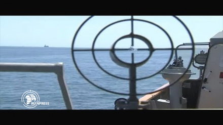 Russia’s Caspian Flotilla conducts naval combat training