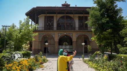 Chehel Sotoun Palace in Qazvin; famous Iranian art, architecture
