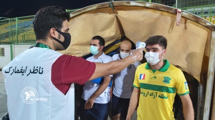 Iran's Esteqlal F.C wins against Sanat Naft Abadan