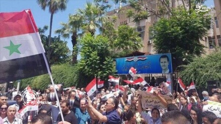 Anti-American protests by Syrian people in northeast of country