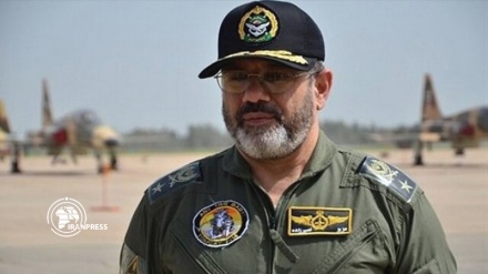 Iran's Army capable of building aircraft simulators: Commander