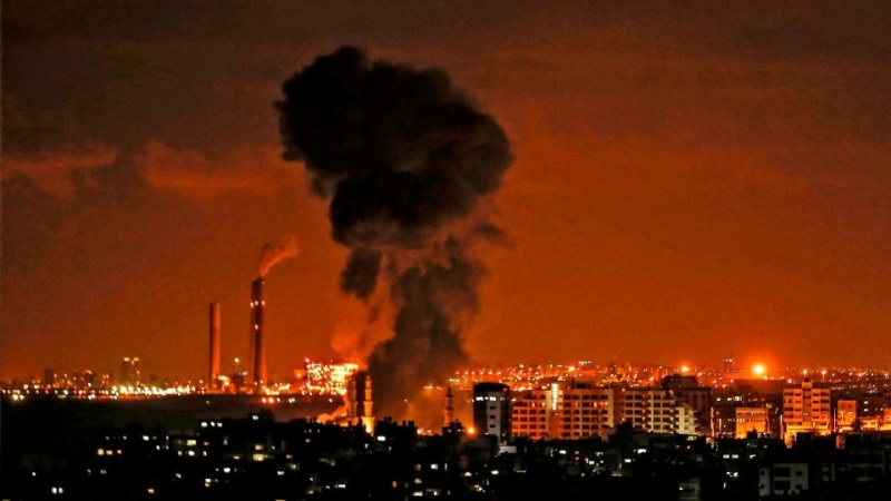 Iranpress: Zionists strike multiple sites in besieged Gaza; Hamas vows retaliation