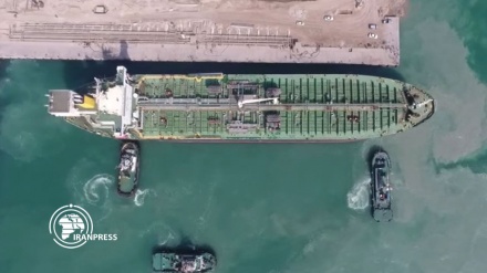 Khalij-e-Fars port; most important oil port in Iran