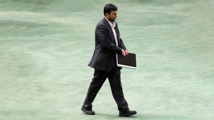 Report: Iran's Parliament with no vote of confidance
