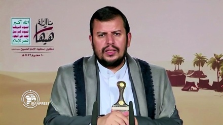 Al-Houthi: Yemeni nation hammers out choice toward UAE and Saudi Arabia