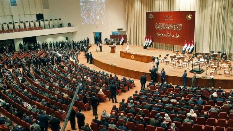 Iranpress: Iraqi MPs stress on US withdrawal