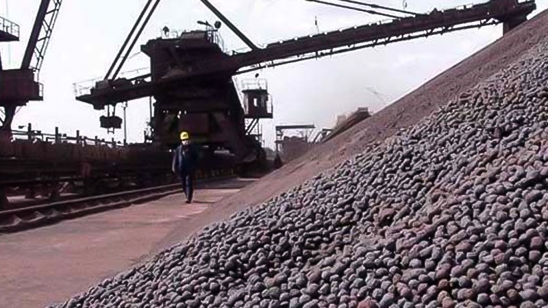 Iranpress: Iran forerunner in sponge iron production