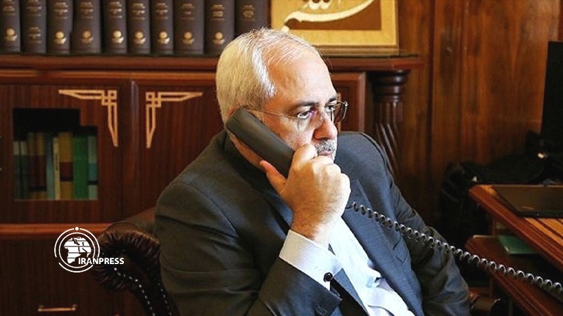 Iranpress: ظريف يعرب عن مواساة إيران للشعب والحكومة في لبنان