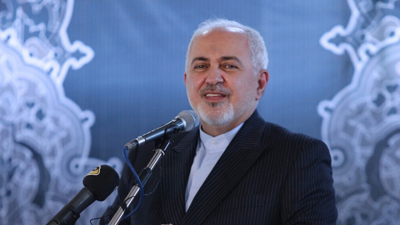 Iranpress: ظريف: المفاوضات الإيرانية الروسية حول التعاون العسكري مستمرة 