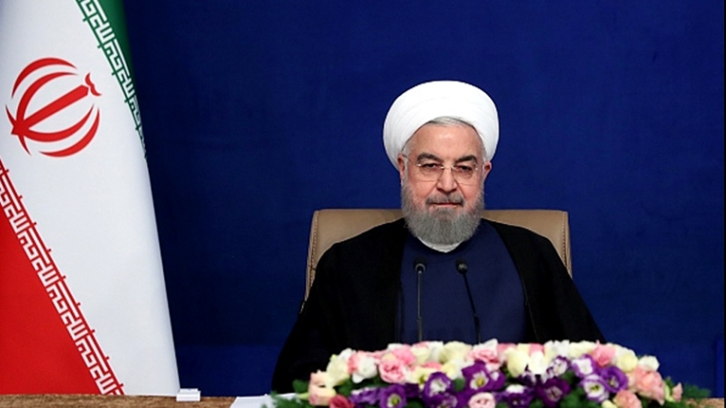 Iranpress: الرئيس روحاني: أمريكا منيت بهزائم قل نظيرها في تحقيق أهدافها ضد إيران