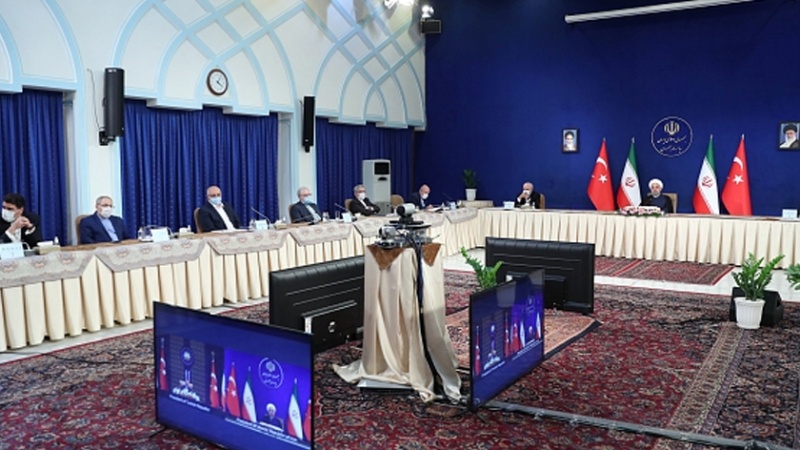 روحاني يدعو إلى تعزيز العلاقات مع تركيا للتغلب على مؤامرات الأعداء