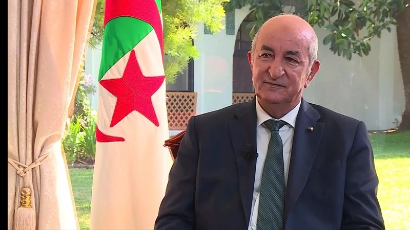 Iranpress: الرئيس الجزائري: على فرنسا الاعتراف بجرائمها الاستعمارية