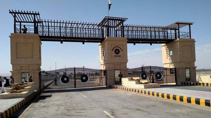 Iranpress: باكستان تنشئ 3 سويقات على حدودها مع إيران وأفغانستان