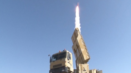 إطلاق ناجح لمنظومة ‘باور 373’ الصاروخية في إيران