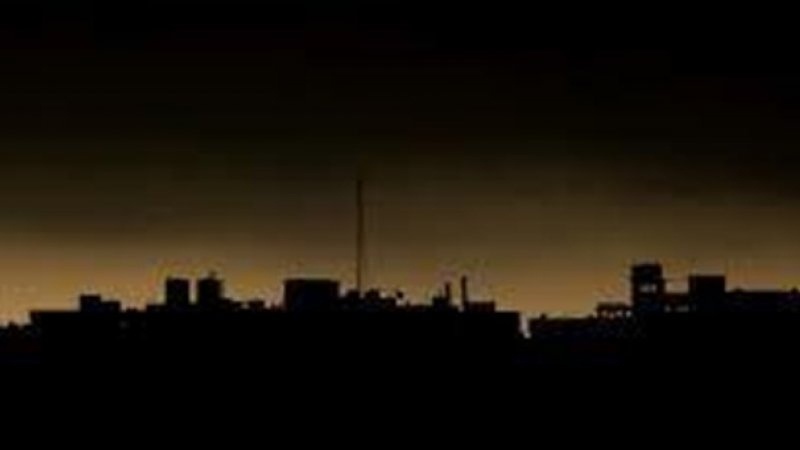 Iranpress: انقطاع التيار الكهربائي عن مناطق واسعة داخل فلسطين المحتلة