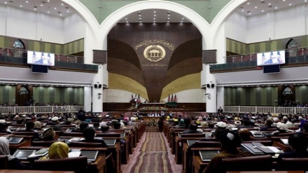 مجلس النواب الأفغاني يدعو إلى قطع العلاقات الدبلوماسية مع فرنسا