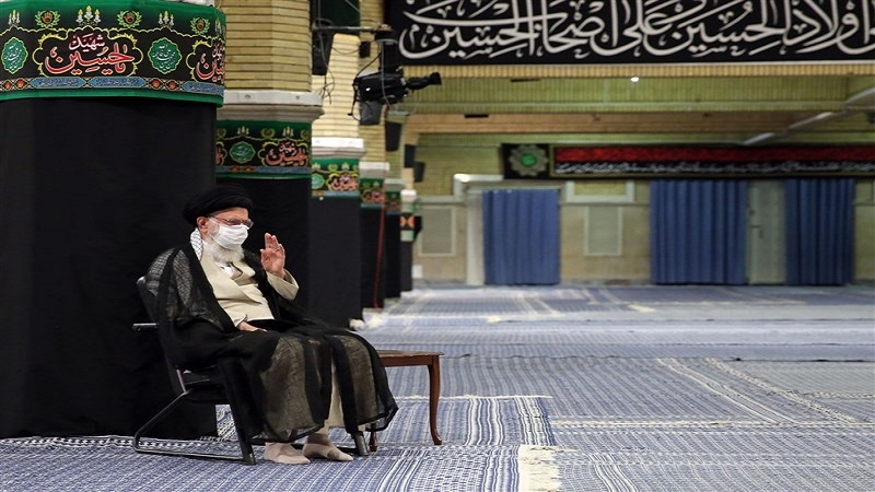 Iranpress: بث قراءة زيارة الأربعين الحسيني بحضور الإمام خامنئي غداً