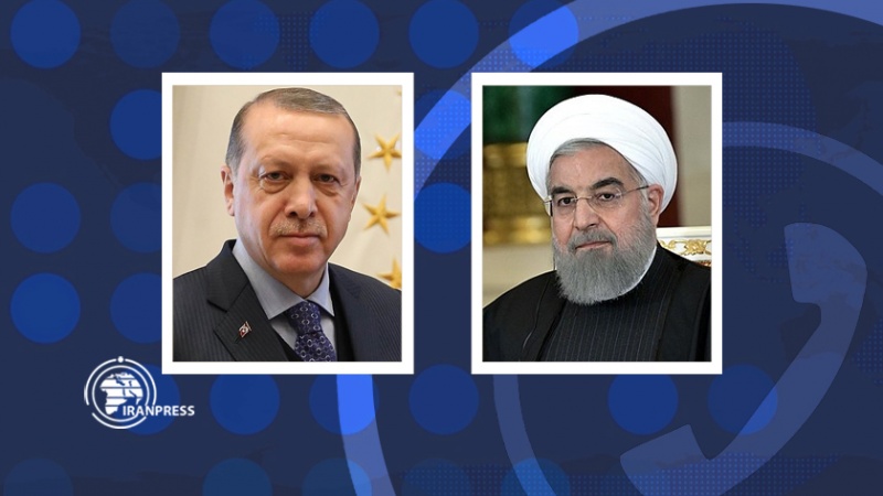 Iranpress: روحاني وأردوغان يؤكدان على توسيع العلاقات بين إيران وتركيا
