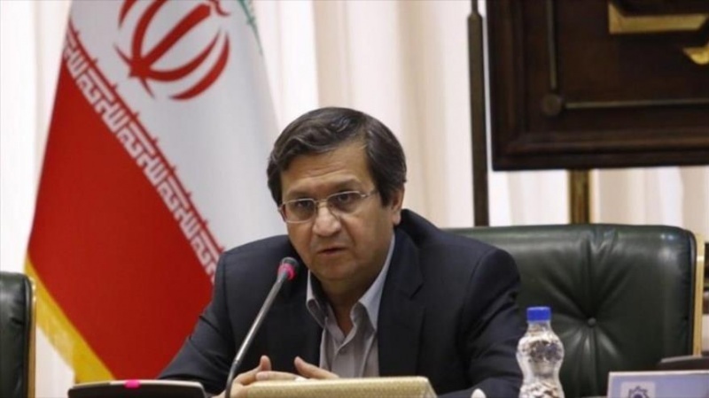 Iranpress: محافظ البنك المركزي الإيراني يؤكد أنّ الحظر الأمريكي الجديد له أهداف دعائية
