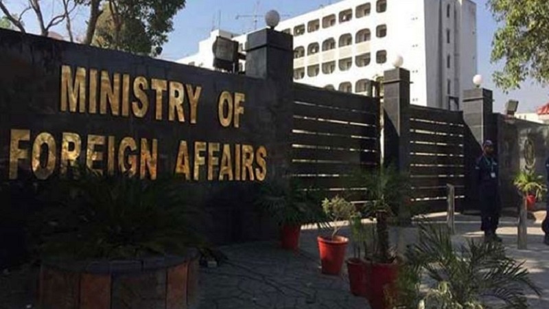 Iranpress: باكستان تستدعي السفير الفرنسي لدى إسلام آباد