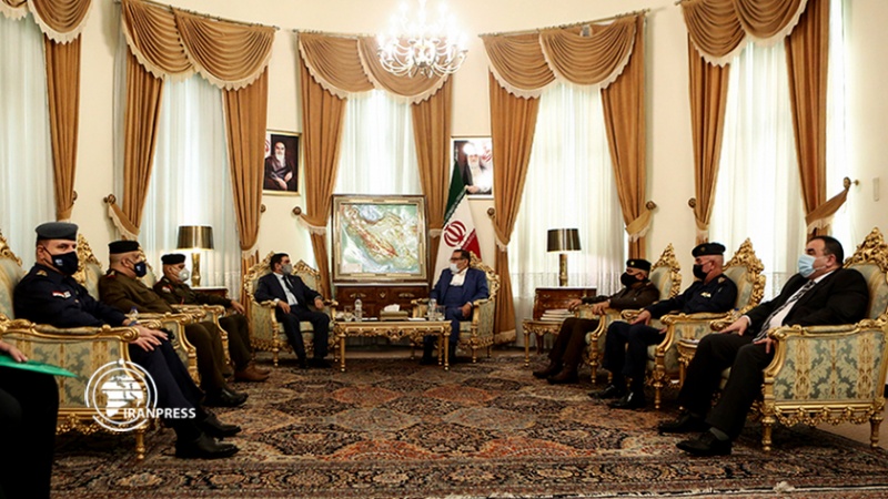 Iranpress: شمخاني: سياسة إيران المستدامة هي دعم إرادة وأمن الشعب العراقي 