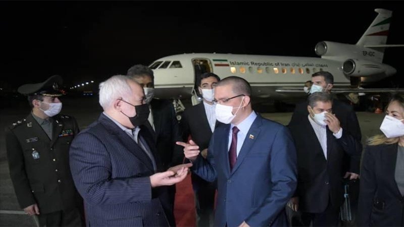 Iranpress: وزير خارجية فنزويلا يرحب بوصول ظريف إلى كاراكاس
