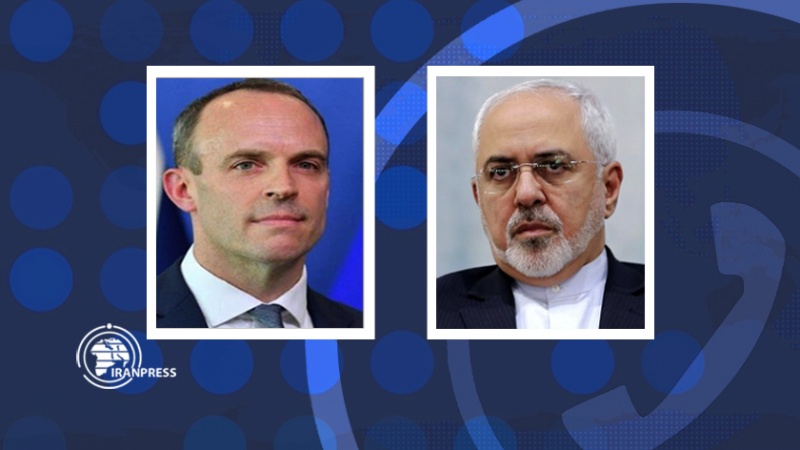Iranpress: الاتصال الهاتفي بين وزيري الخارجية الإيراني والبريطاني بشأن الاتفاق النووي