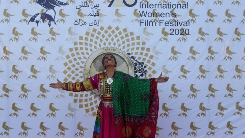 Iranpress: السينما الإيرانية يحصد جائزة كبرى في مهرجان هرات