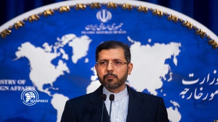 إيران لن تتردد لحظة في الدفاع عن نفسها