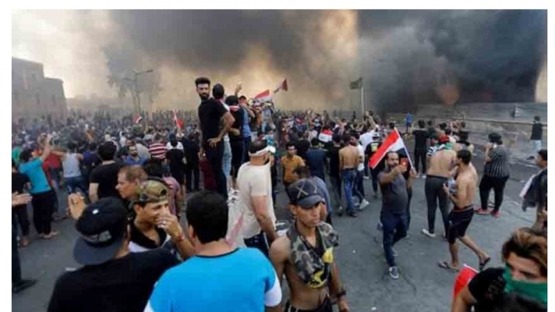 Iranpress: العراق .. مقتل 8 أشخاص وإصابة 54 في اضطرابات السليمانية