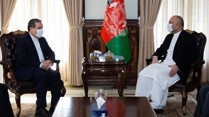 عراقجي يلتقي وزير الخارجية الأفغاني