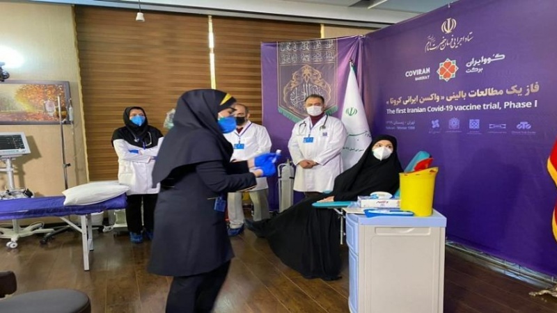 Iranpress: ايران تبدأ المرحلة الأولى من الاختبارات السريرية للقاح كورونا