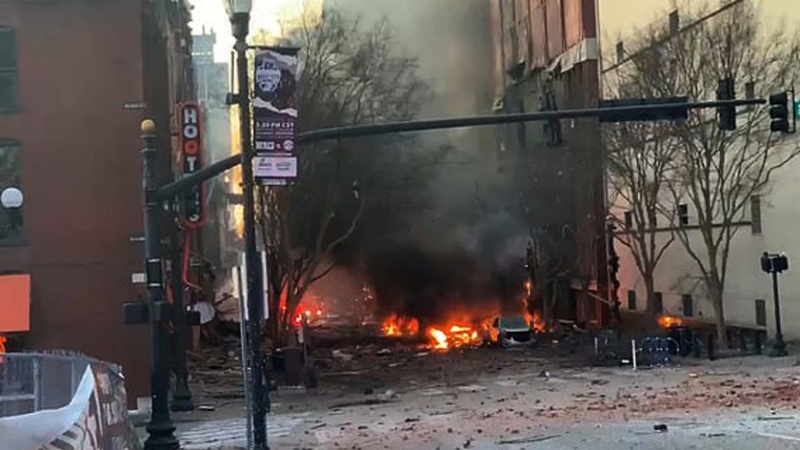 Iranpress: شاهدوا بث مباشر لحادث الانفجار في مدينة ناشفيل بولاية تنيسي الأميركية