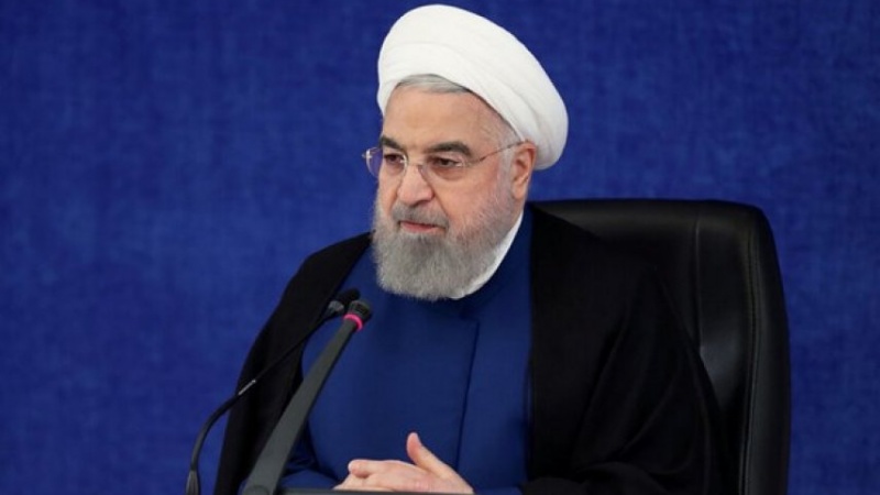 Iranpress: روحاني: الشعب الإيراني صمد بجدارة أمام الحرب الاقتصادية والسياسية