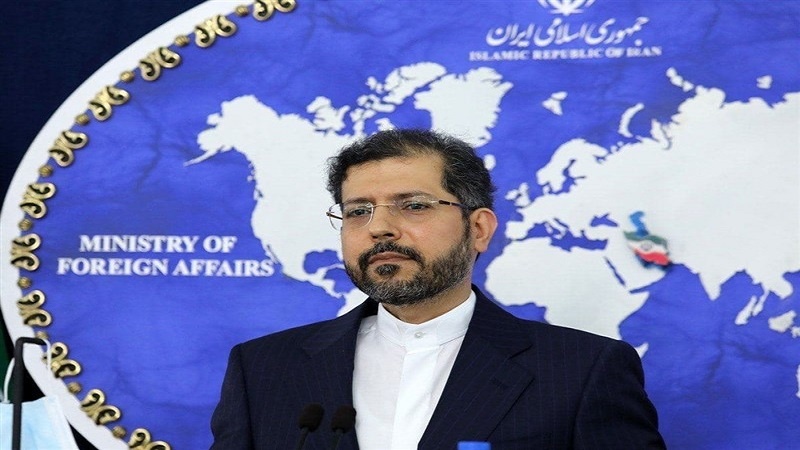 Iranpress: الخارجية: إيران لن تطيق التدخل في سياستها الدفاعية