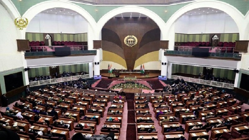 Iranpress: البرلمان الأفغاني: طالبان لا تؤمن بالسلام ويجب زيادة الضغط العسكري عليها