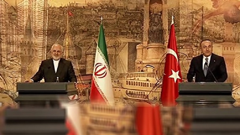 Iranpress: ظريف: يتوجب على أمريكا العودة إلى الاتفاق النووي