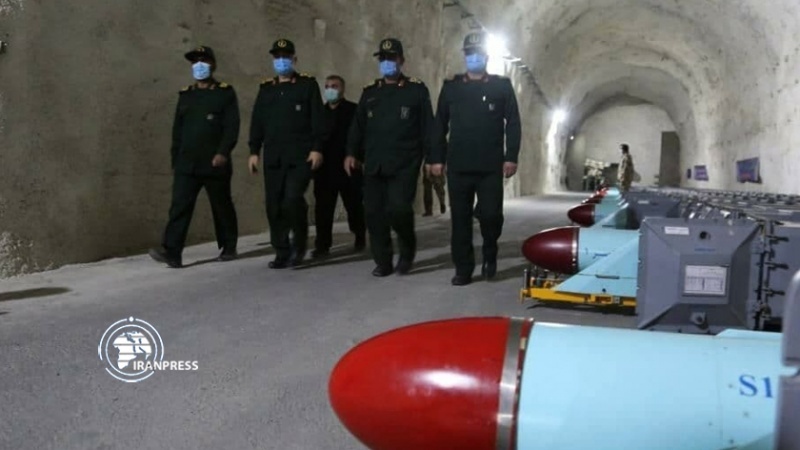 Iranpress: إزاحة الستار عن قاعدة صاروخية للحرس الثوري في الخليج الفارسي