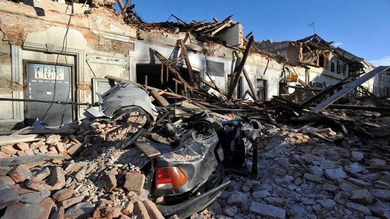 الجالية الإيرانية في كرواتيا توزع مساعداتها في المناطق المنكوبة بالزلزال