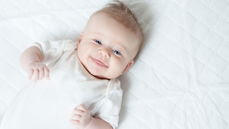 Iranpress: هل تعلم لماذا الطفل الرضيع حديث الولادة لا ينام جيدًا