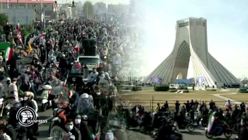 Iranpress: ملحمة أخرى للشعب الإيراني في ذكرى انتصار الثورة الإسلامية